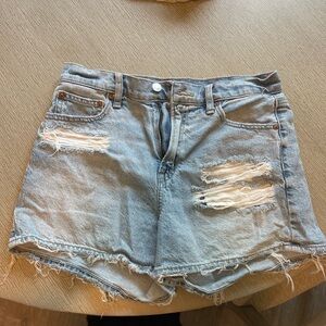 American Eagle boyfriend shorts size 4